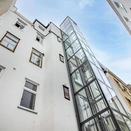 Luxury 2-Floor Rooftop Apartment With Terrace In The City Center Vienna Exterior photo